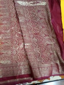 Maroon Mustard Banarasi Silk Saree With Petticoat