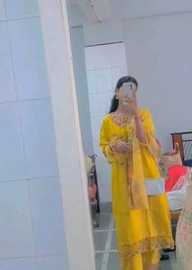 Fashionable Sling Bag For Women