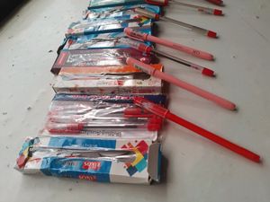 25 Red Pen New Seal Pack