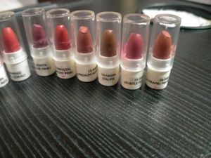 Just Herbs Lipstick Kit