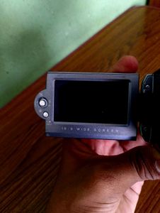 JVC Camcorder 32x Optical Zoom