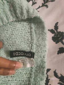 Good Condition H&amp;M Sweater For A Cheap Price 🔥