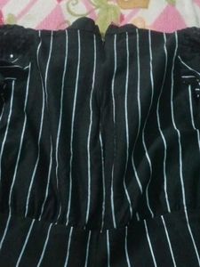 Striped Sleeve Detail Top