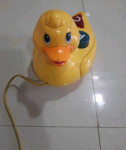 Battery Operated Pull Along Musical Duck