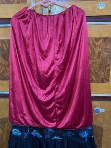 Floral Embroidered Skirt