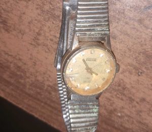 1980s Vintage RICOH Ladies Watch