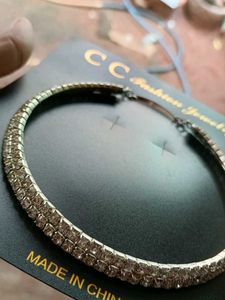 Sparkling necklace