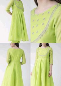 Aayna Women Solid Cotton Silk Anarkali Kurta