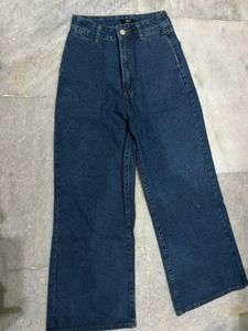 Stylish Blue Denim Wide-Leg Jeans for Women