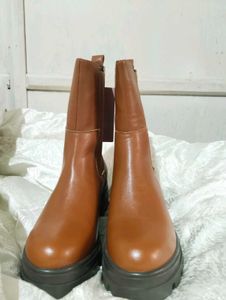 Brown Chunky boots