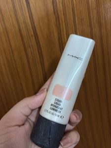 MAC strobe cream