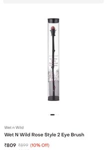 Wet N Wild Rebel Rose Eyeshadow Brush