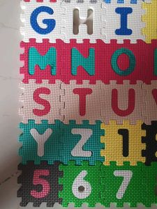 Puzzle Mat - Alphabets and Numbers