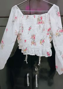 Crop Top , Beautiful Pink Flower Design 🌺, Front