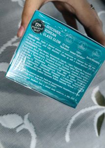 Pilgrim Hydra Glow Moisturizer