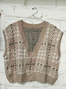 Houndstooth Knit Vest