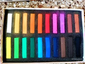 Camel Pastel colours - 20 Shades