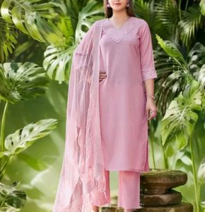 Elegant Pink Kurta Set