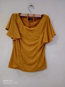 Beautiful Top With Pearls