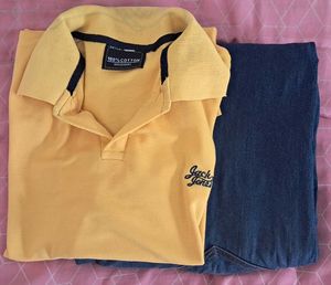 Jeans Tshirt Combo Good Condition