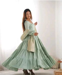 Elegant Tiered Anarkali Kurta Set