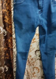 Classic High-Waisted Skinny Fit Denim Jeans