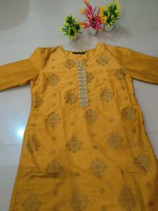 Elegant Yellow Printed Kurta