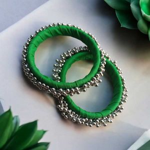 handmade fabrics bangles.