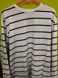 A White Strip Black Tshirt