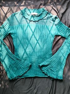 fitted top