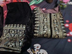 New Elegant Velvet Kurta Set with dubatta