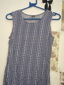 Blue & White Patterned Sleeveless Dress