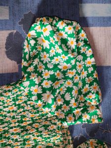 Floral Green Top #cutemaxidress #bebeautiful #go