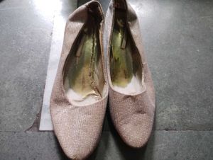 Used Sparkly Gold Ballerinas With Heels