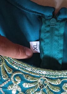 Naira Cut Sharara Suit For Kids|(Size:-10-11years/XL)