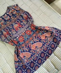 Short kurti Pinterest Style