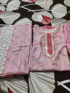 Lite Pink 💕cotten Suit With Handpurs Free
