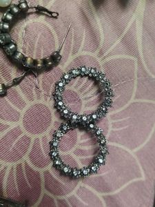 Earings