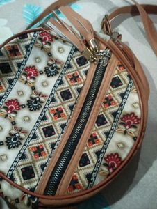 Round Bag