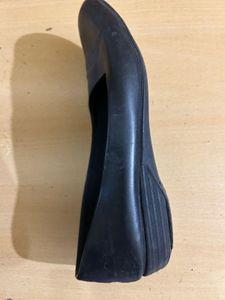 Black Shoes