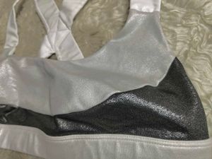 🤍🩶JoyLab Metallic Shimmer Sports Bra
