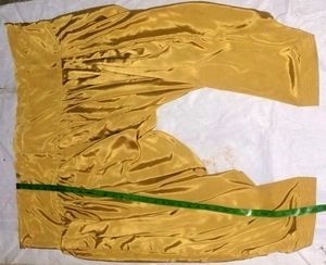 Silk Suits Goldan