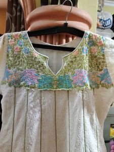 Embroidered White Kurti