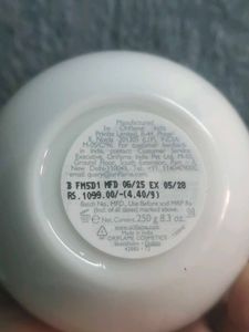 Oriflame Eclat Femme Weekend Body Cream