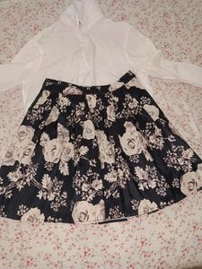Forever 21 Floral Skirt 🎀