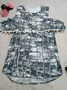 Shoulder Cut Top