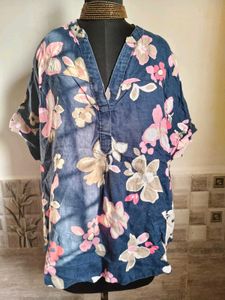 Floral Print Top Size 46 XXL/  XXXL