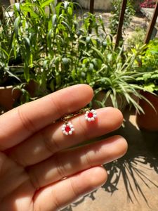 Bead Tiny Flower Earrings