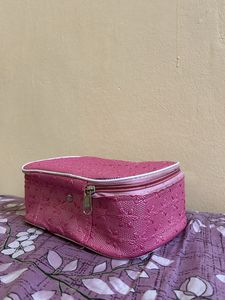 makeup/storage bag combo