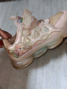 Girl&#39;s Pink &#34;Kisses&#34; Sneakers